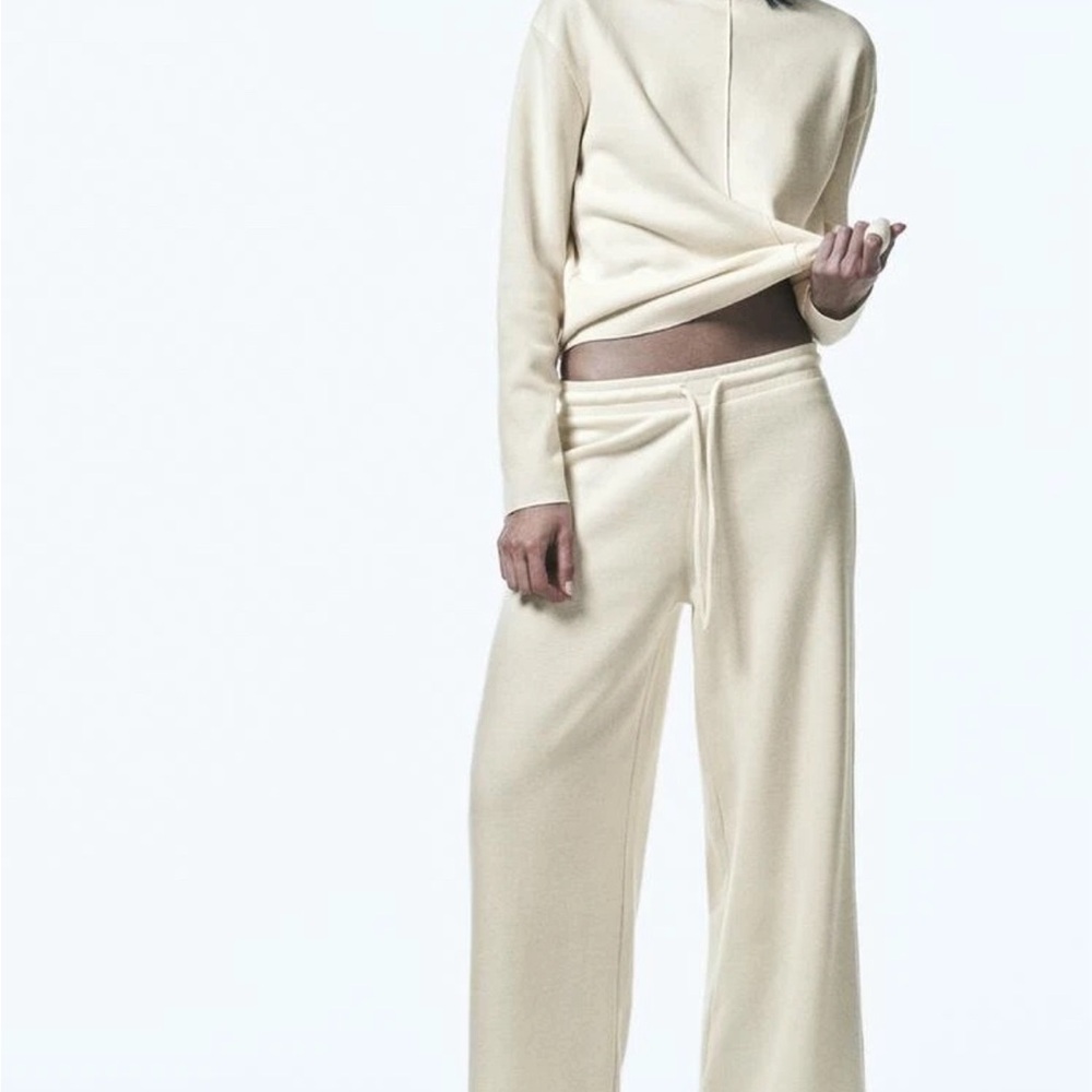 New Zara Wide Leg Soft Jogger Cream Women's Pants